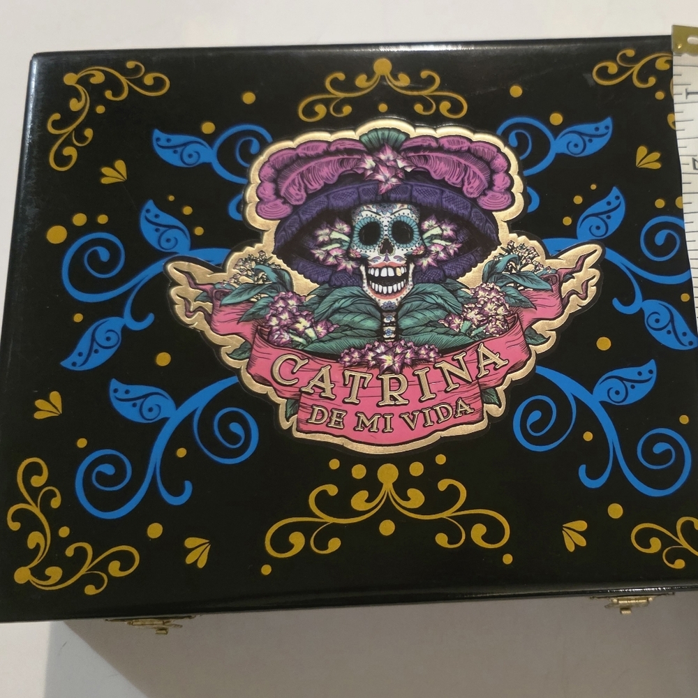 Catrina De Mi Vida Decorative Skull Empty Cigar Box. Amazing Craftmanship! Rare! - Picture 10 of 16